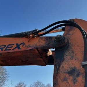 foto 12.5t bagr ofset guma Terex HR42 Schaeff mimoosé rýpání