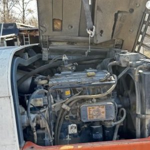 foto 12.5t bagr ofset guma Terex HR42 Schaeff mimoosé rýpání
