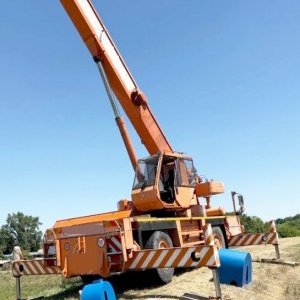 foto 30t/32m autojeřáb 4x4x4 Terex PPM ATT350