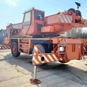 foto 30t/32m autojeřáb 4x4x4 Terex PPM ATT350